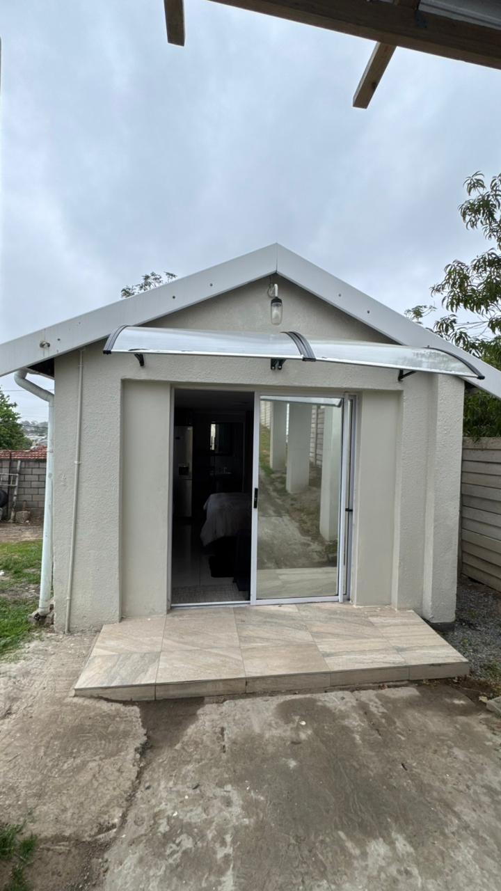 4 Bedroom Property for Sale in Cambridge West Eastern Cape